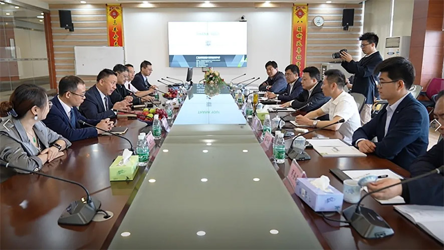 江蘇省睢寧縣委書記蘇偉同志一行蒞臨粵銘激光集團考察 推動粵銘集團睢寧智能制造生產中心建設等項目加速發展 江蘇省睢寧縣委書記蘇偉同志一行蒞臨粵銘激光集團考察 推動粵銘集團睢寧智能制造生產中心建設等項目加速發展