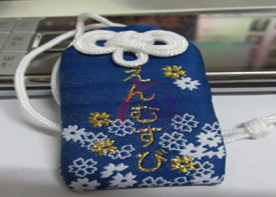 攝像<a href=http://www.xadt188.com target=_blank class=infotextkey>激光切割機</a>02.jpg