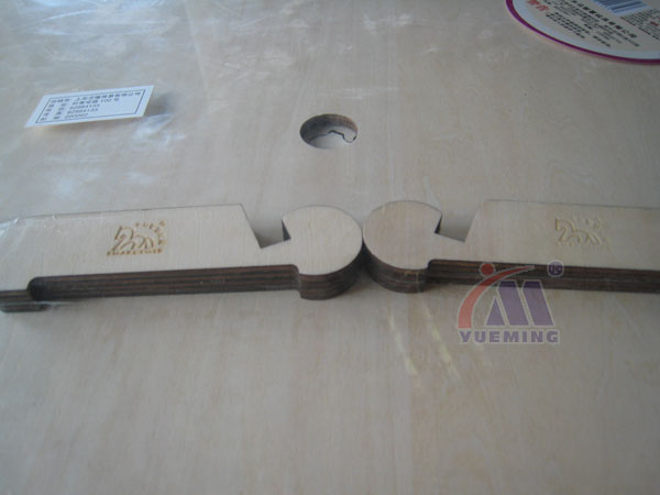 粵銘,粵銘激光雕刻機(jī),激光切割機(jī),激光打標(biāo)機(jī)